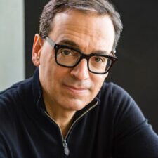 Dan Pink Head Shot